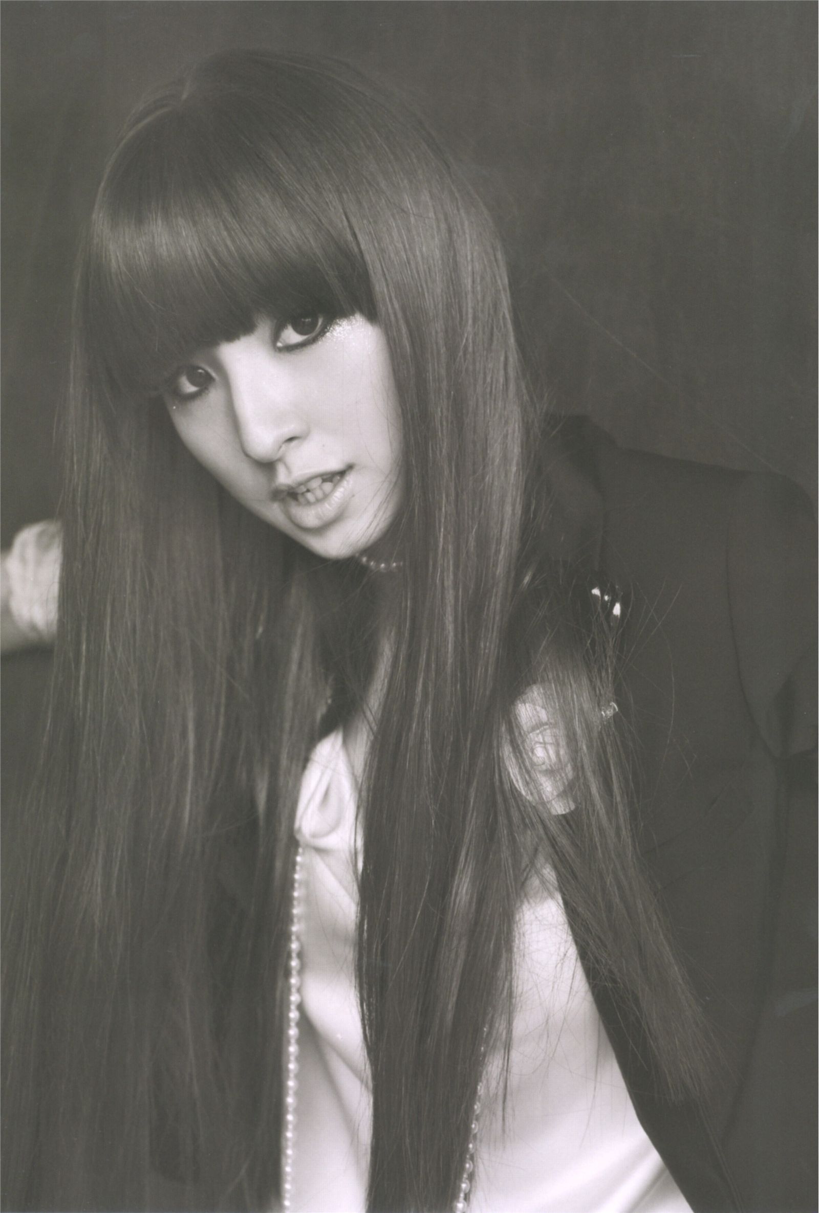 [唯美写真] 篠田麻里子 Mariko Shinoda《Pendulum》